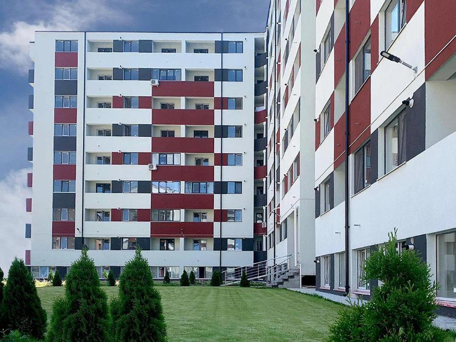 Militari Comfort Studio Roşu Esterno foto